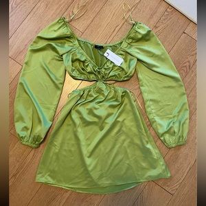 Dynamite satin green dress
